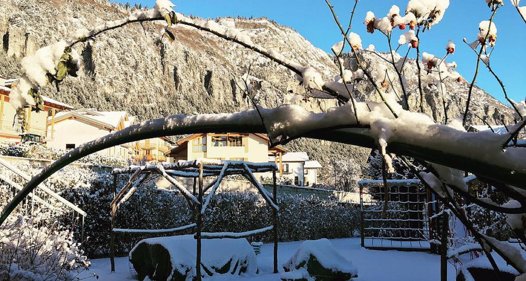 Hotel & Residence Montana Fai della Paganella Bagian luar foto